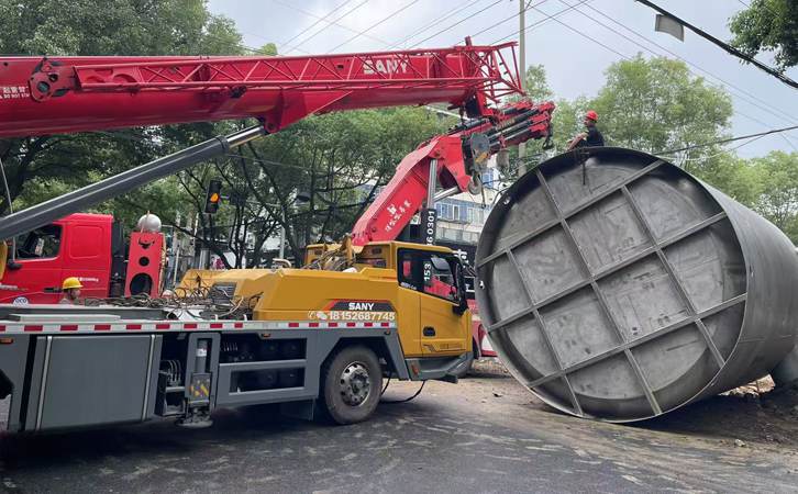 1760688123156549.jpg 618.jpg